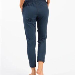 Zyia Active Everywhere Pants- Athletic Joggers- Size Large